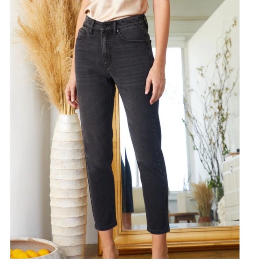 Kancan High Rise Mom Jean womens size 13 / 30 washed black cropped goth KC7196DG